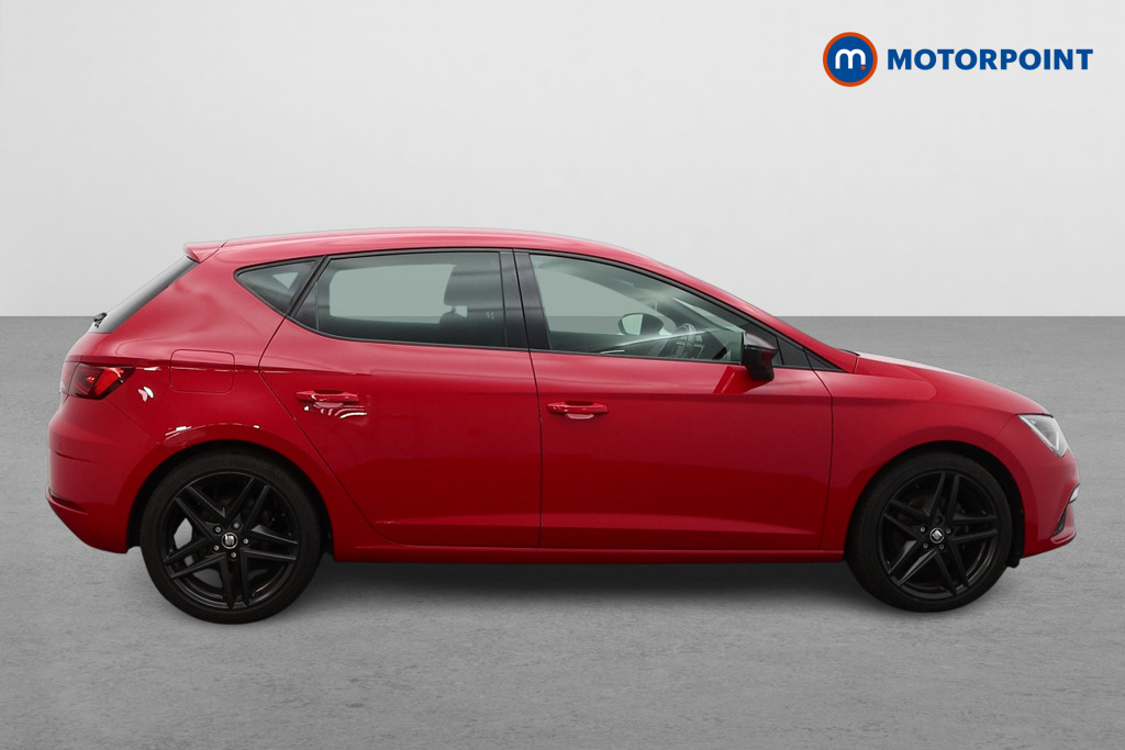 Seat Leon Fr Black Edition Manual Petrol Hatchback - Stock Number (1452406) - Drivers side
