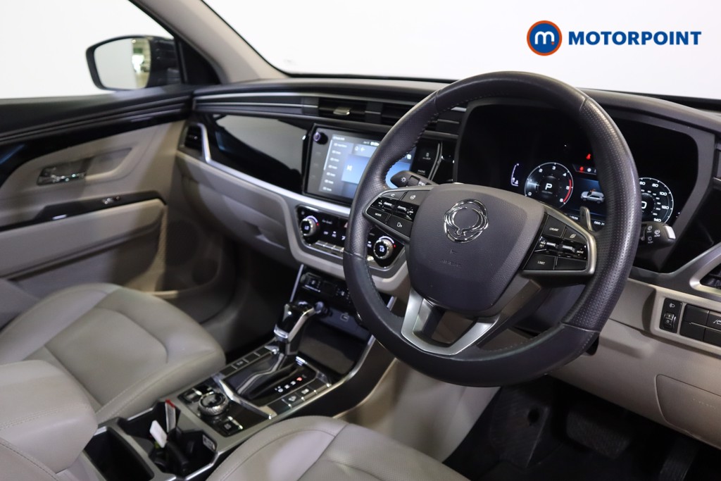Ssangyong Korando Ultimate Automatic Diesel SUV - Stock Number (1535394) - 1st supplementary image