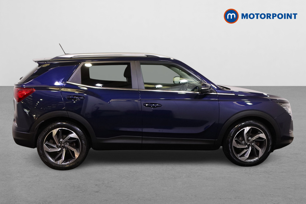 Ssangyong Korando Ultimate Automatic Diesel SUV - Stock Number (1535394) - Drivers side