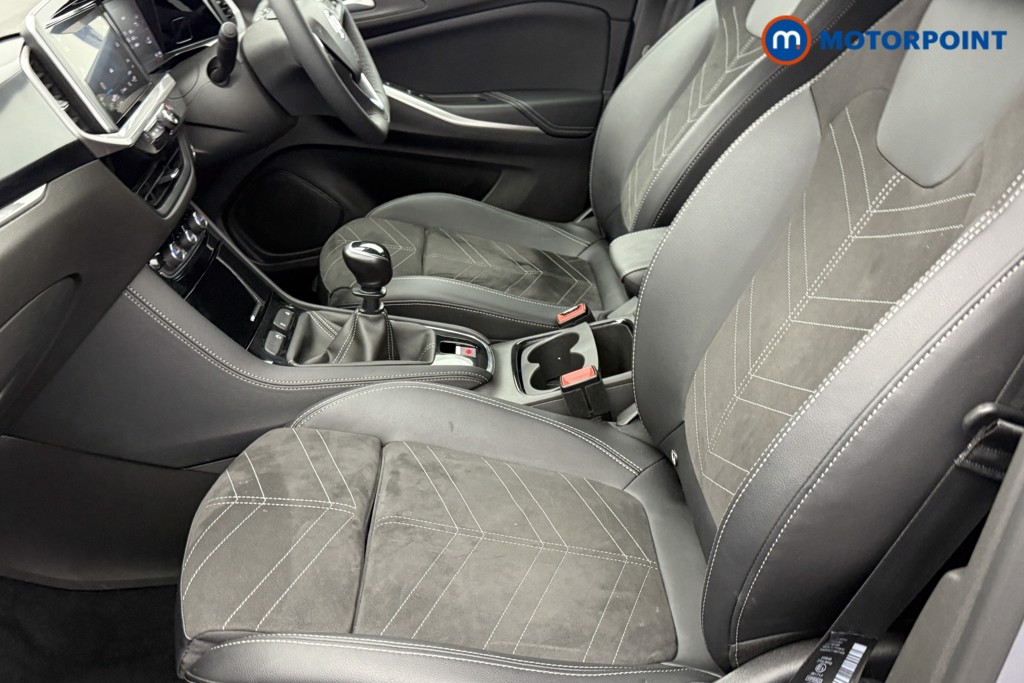 Vauxhall Grandland Ultimate Manual Petrol SUV - Stock Number (1539949) - 23rd supplementary image