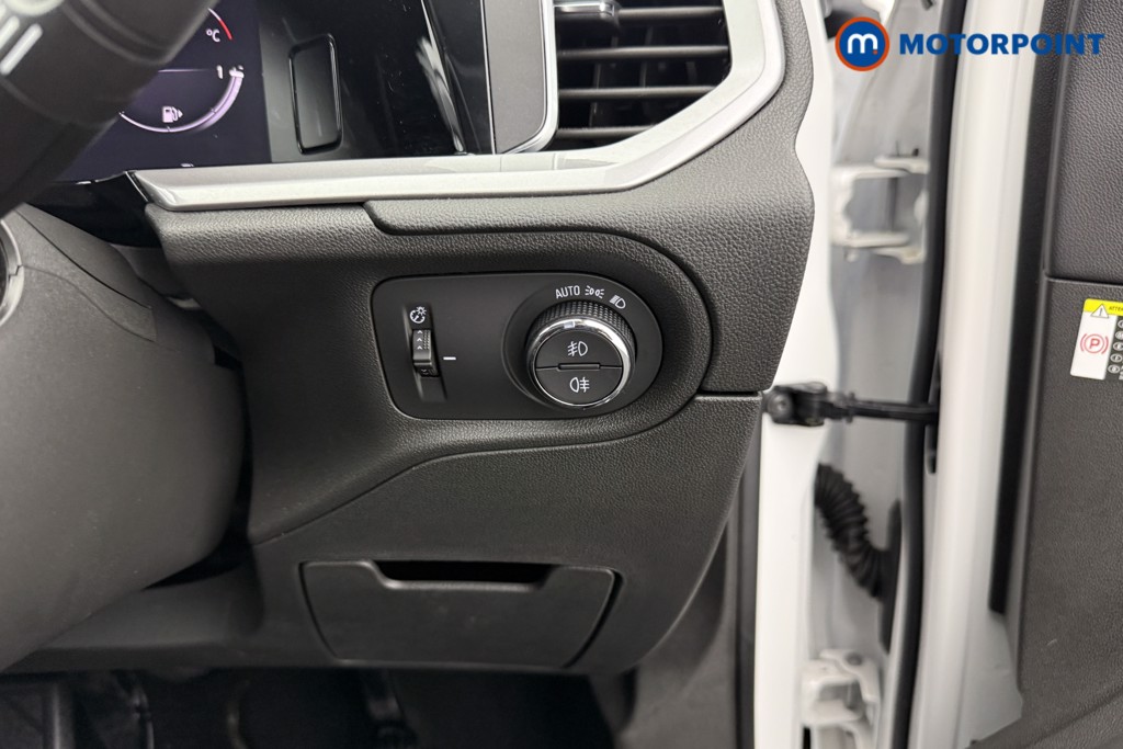 Vauxhall Grandland Ultimate Manual Petrol SUV - Stock Number (1539957) - 14th supplementary image