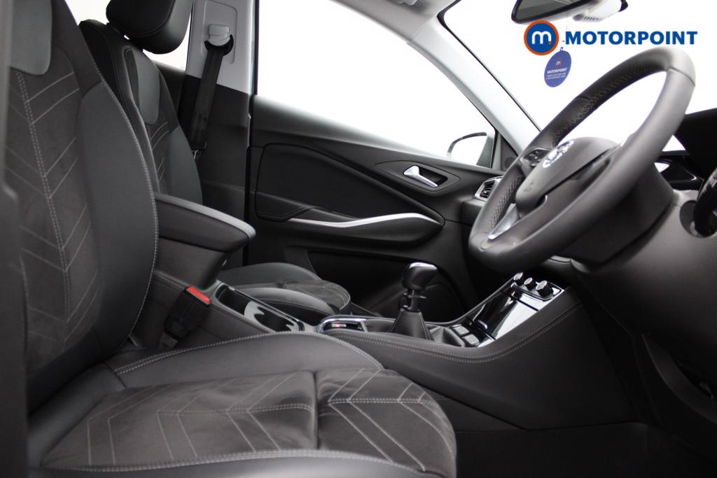 Vauxhall Grandland Ultimate Manual Petrol SUV - Stock Number (1543524) - 8th supplementary image