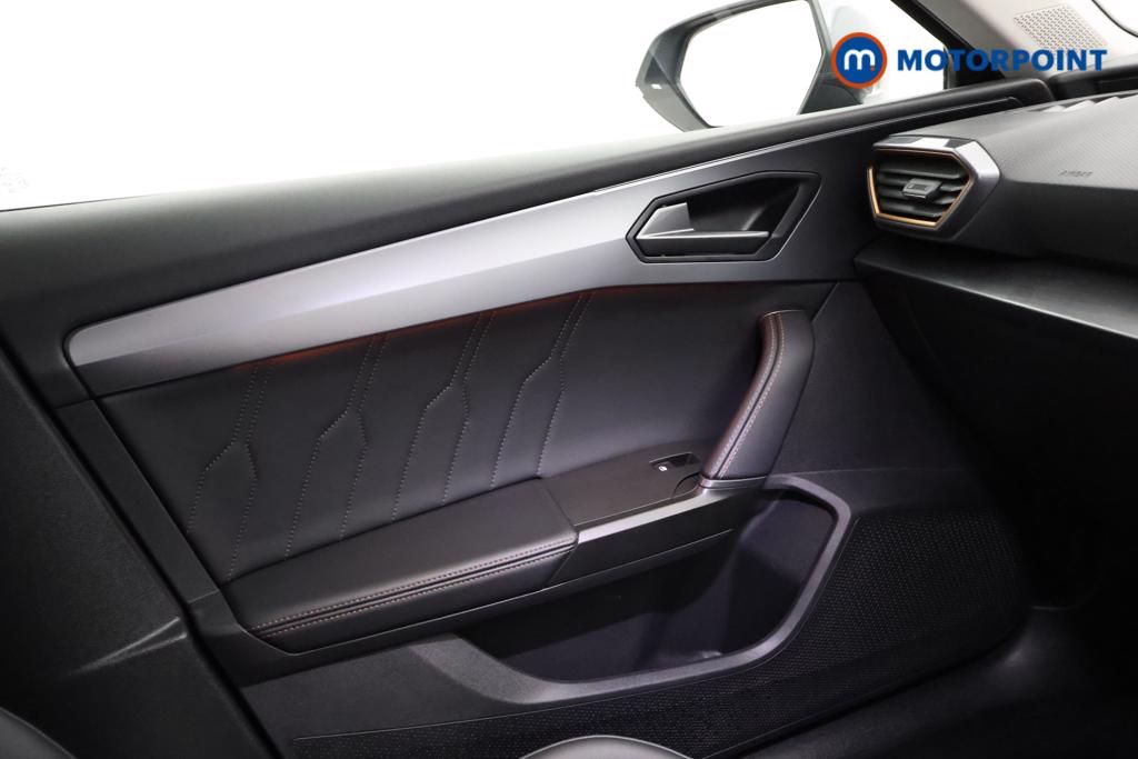 Cupra Leon V1 Manual Petrol Hatchback - Stock Number (1543705) - 8th supplementary image