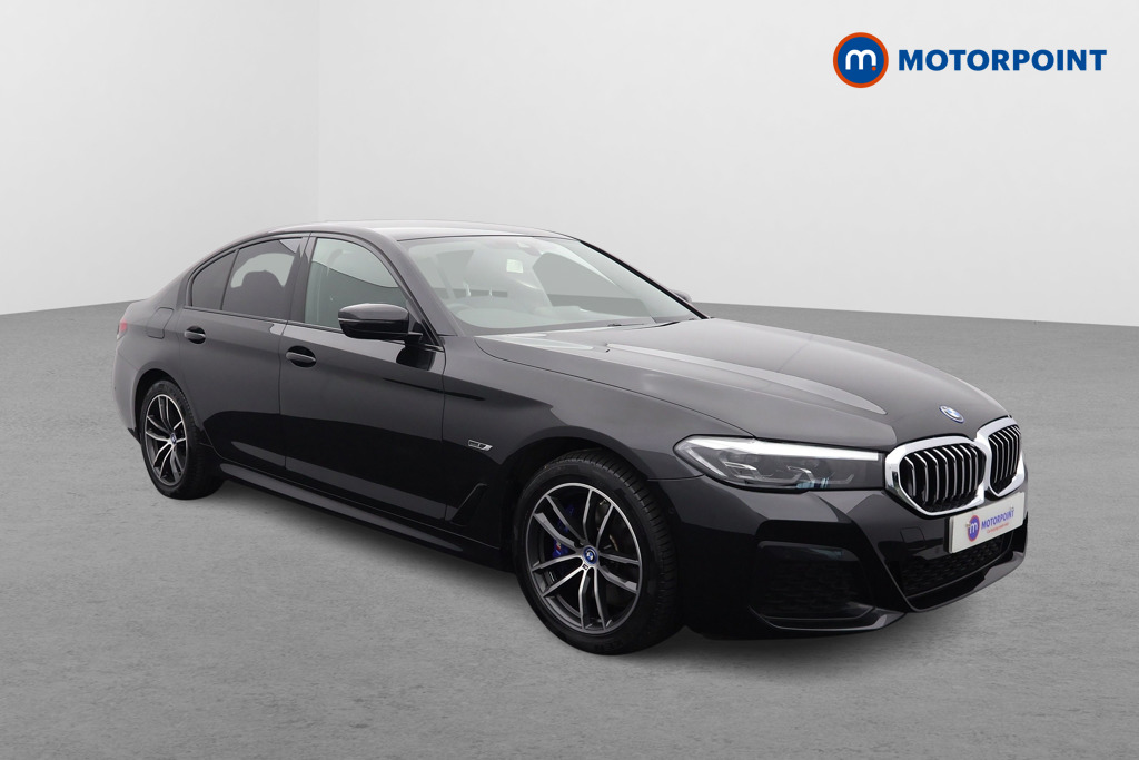 BMW 5 Series M Sport Automatic Petrol Plug-In Hybrid Saloon - Stock Number (1543720) - Drivers side front corner