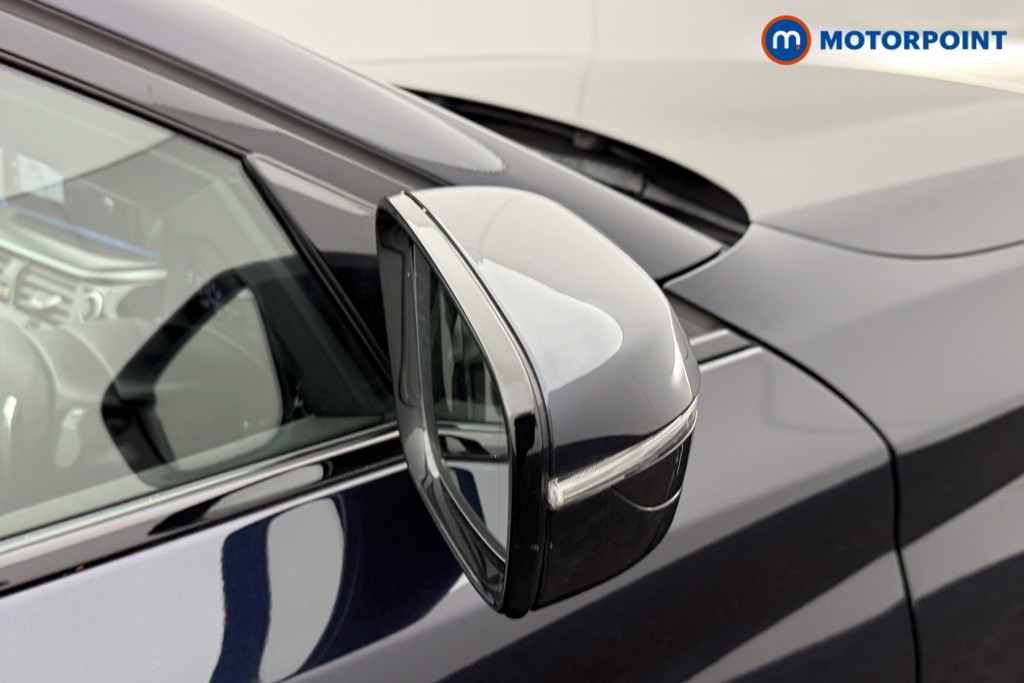 BMW 5 Series M Sport Automatic Petrol Plug-In Hybrid Estate - Stock Number (1543845) - 19th supplementary image