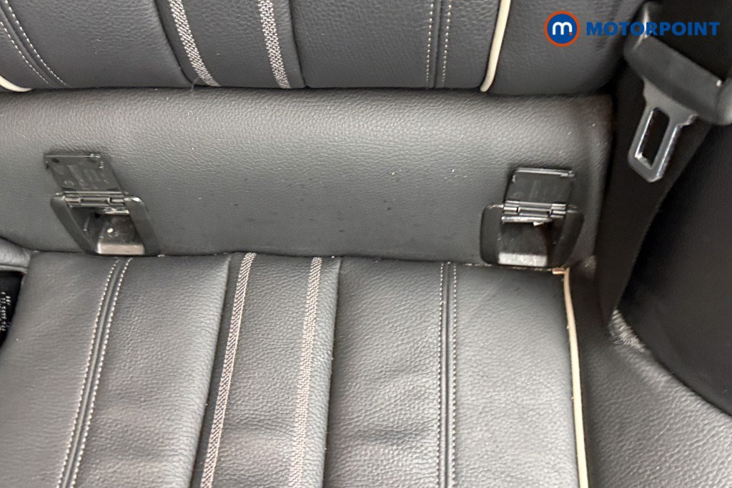 BMW 5 Series M Sport Automatic Petrol Plug-In Hybrid Estate - Stock Number (1543845) - 28th supplementary image