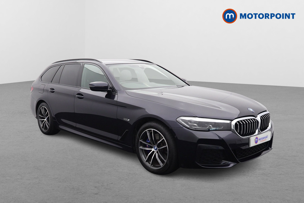 BMW 5 Series M Sport Automatic Petrol Plug-In Hybrid Estate - Stock Number (1543845) - Drivers side front corner
