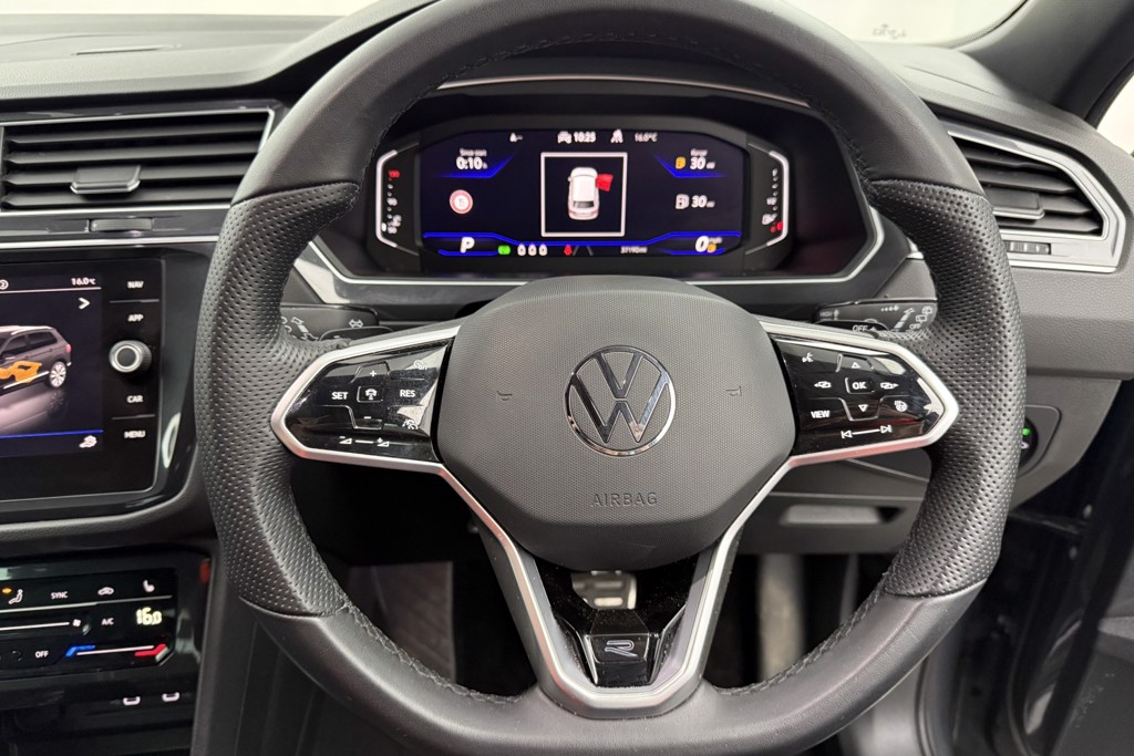 Volkswagen Tiguan R-Line Automatic Diesel SUV - Stock Number (1544504) - 3rd supplementary image