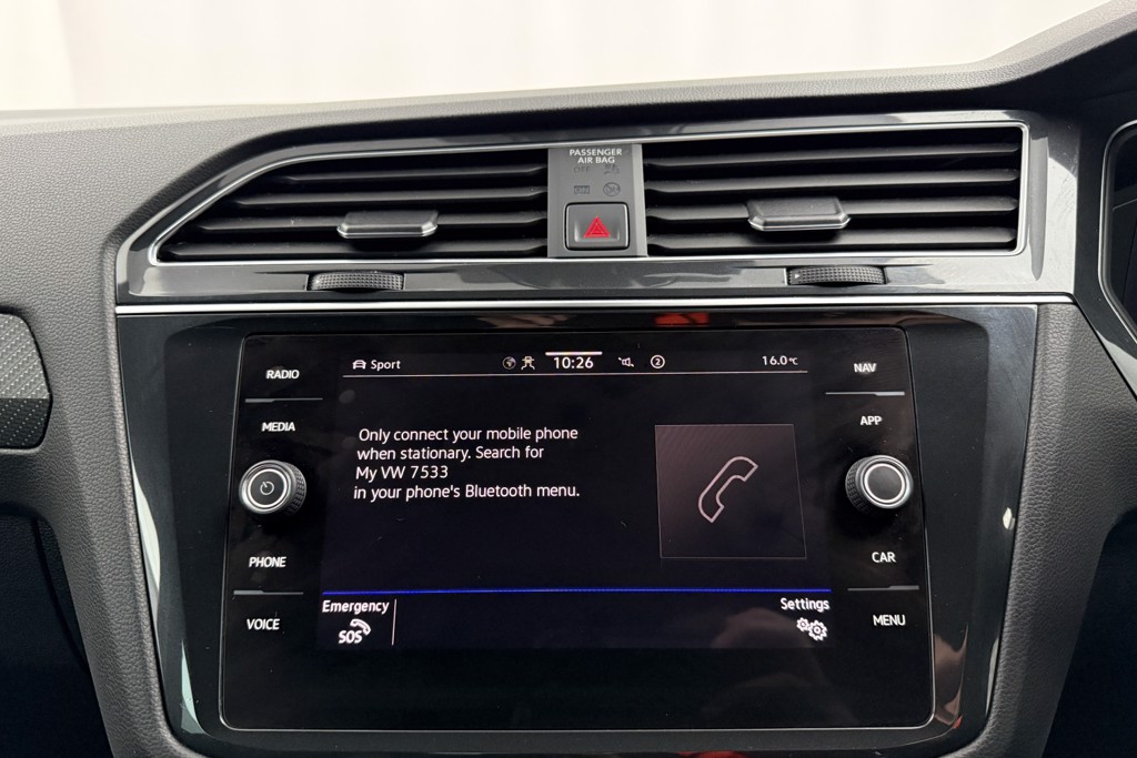 Volkswagen Tiguan R-Line Automatic Diesel SUV - Stock Number (1544504) - 9th supplementary image