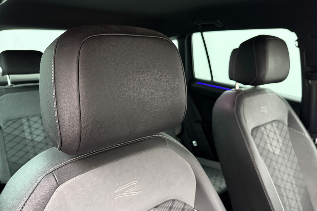 Volkswagen Tiguan R-Line Automatic Diesel SUV - Stock Number (1544504) - 20th supplementary image