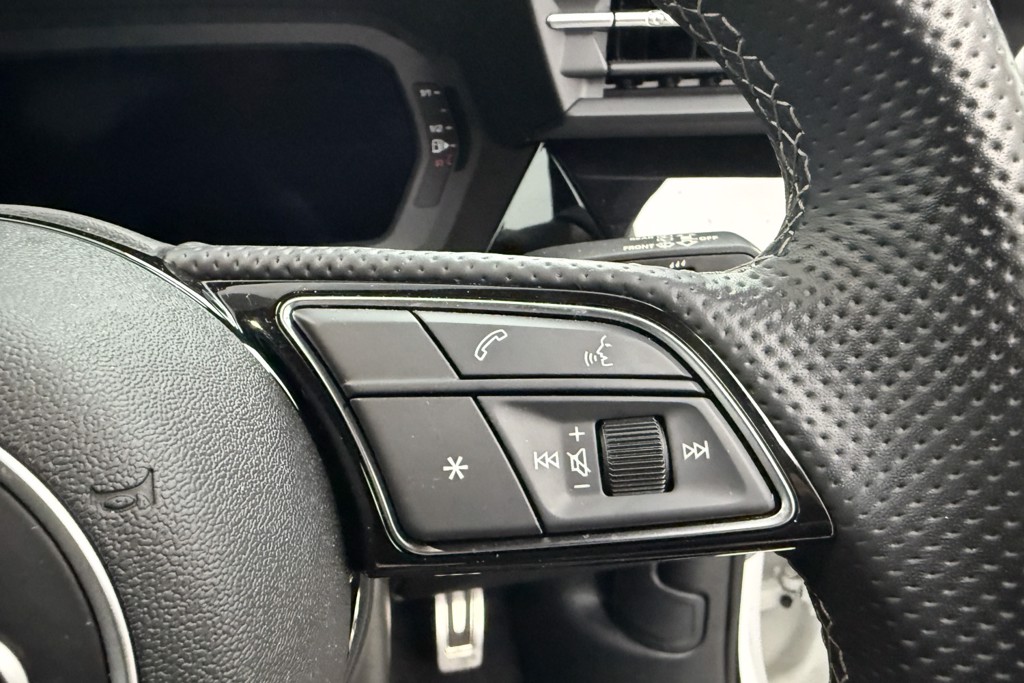 Audi A3 S Line Manual Petrol Hatchback - Stock Number (1545006) - 5th supplementary image