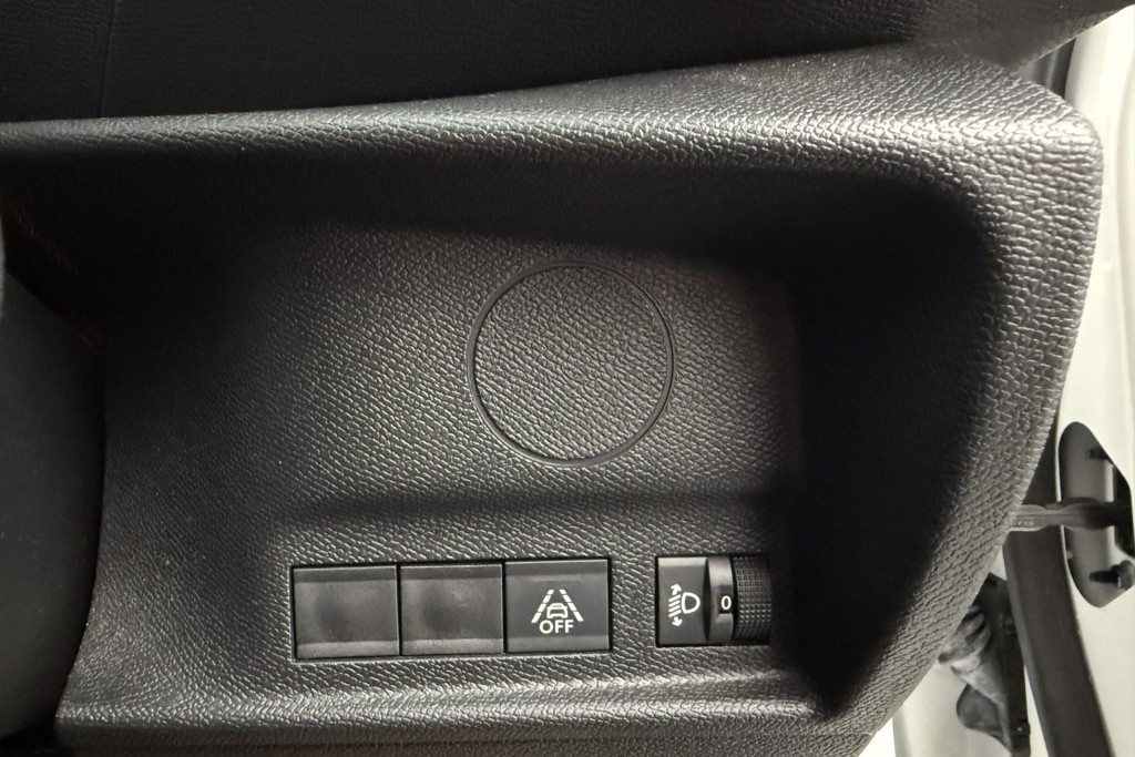 Citroen C4 Sense Manual Petrol Hatchback - Stock Number (1545037) - 16th supplementary image
