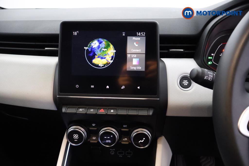 Renault Clio Techno Manual Petrol Hatchback - Stock Number (1545720) - 5th supplementary image