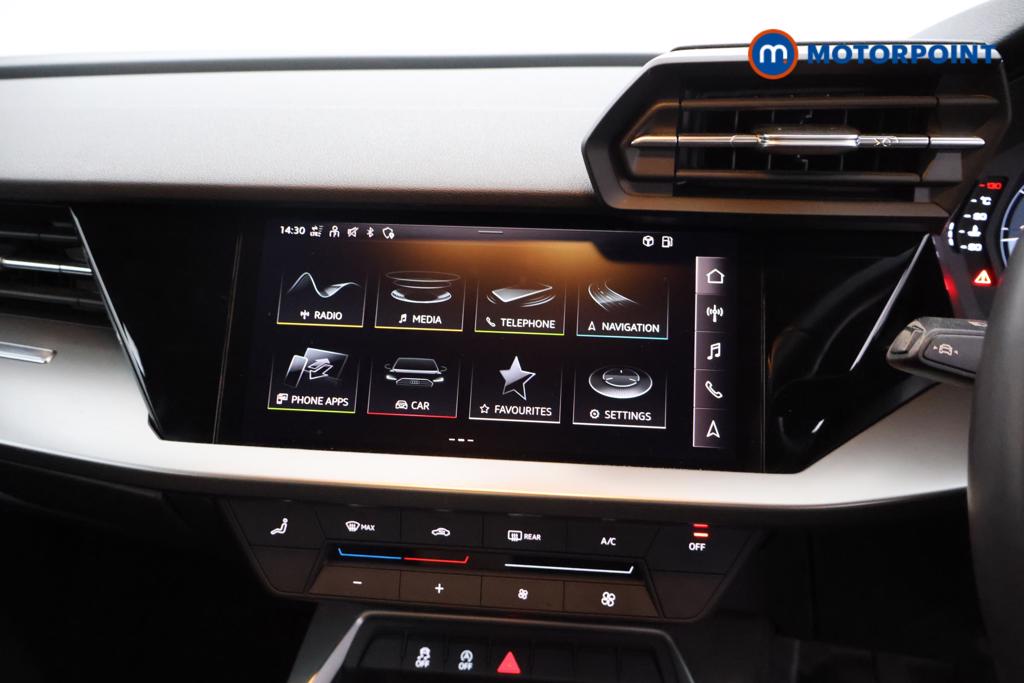 Audi A3 Technik Manual Petrol Hatchback - Stock Number (1546076) - 5th supplementary image