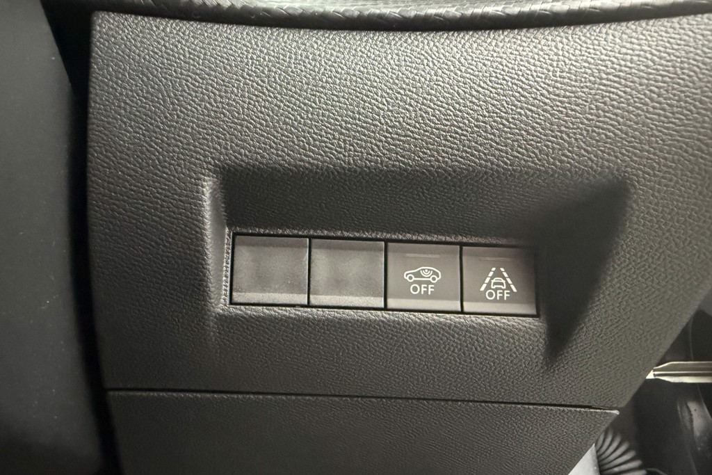 Peugeot 208 Gt Line Automatic Petrol Hatchback - Stock Number (1546509) - 16th supplementary image