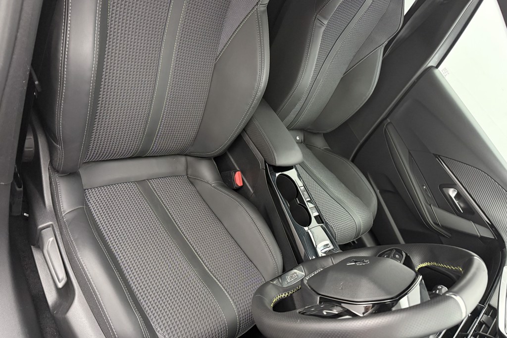 Peugeot 208 Gt Line Automatic Petrol Hatchback - Stock Number (1546509) - 19th supplementary image