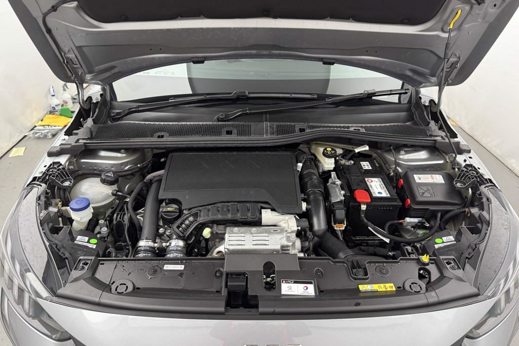 Peugeot 208 Gt Line Automatic Petrol Hatchback - Stock Number (1546509) - 29th supplementary image