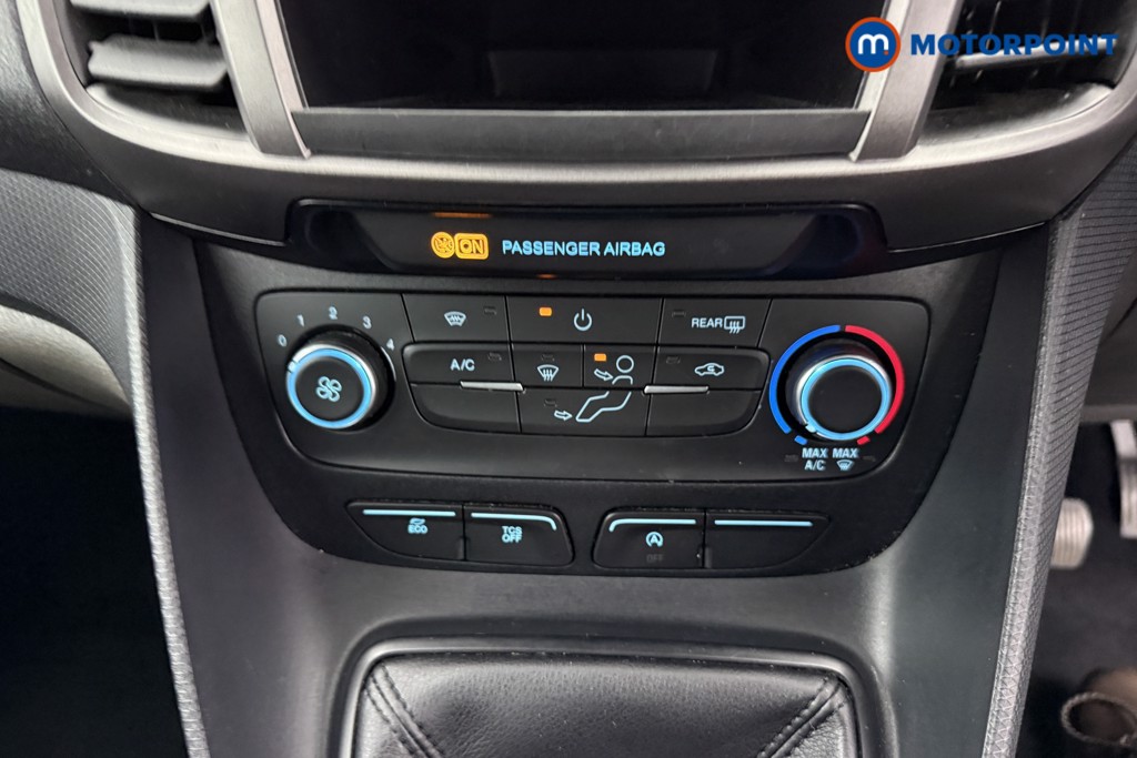 Ford Tourneo Connect Zetec Manual Diesel People Carrier - Stock Number (1546991) - 7th supplementary image