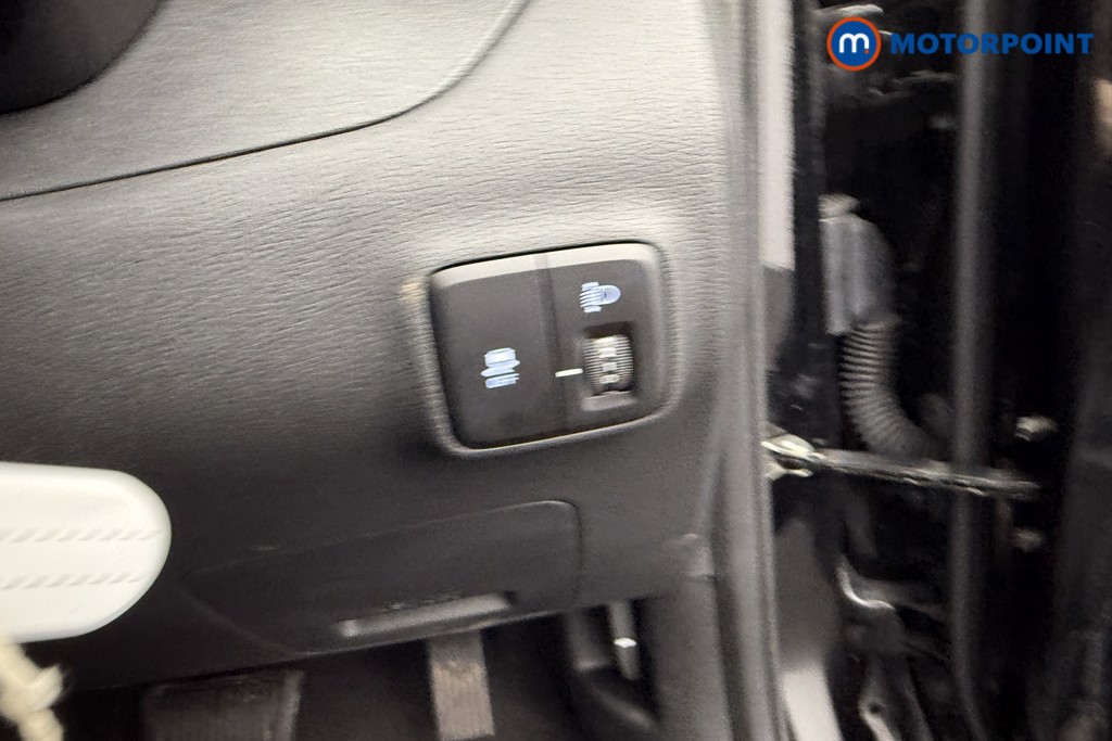 Hyundai I10 Advance Automatic Petrol Hatchback - Stock Number (1547280) - 14th supplementary image