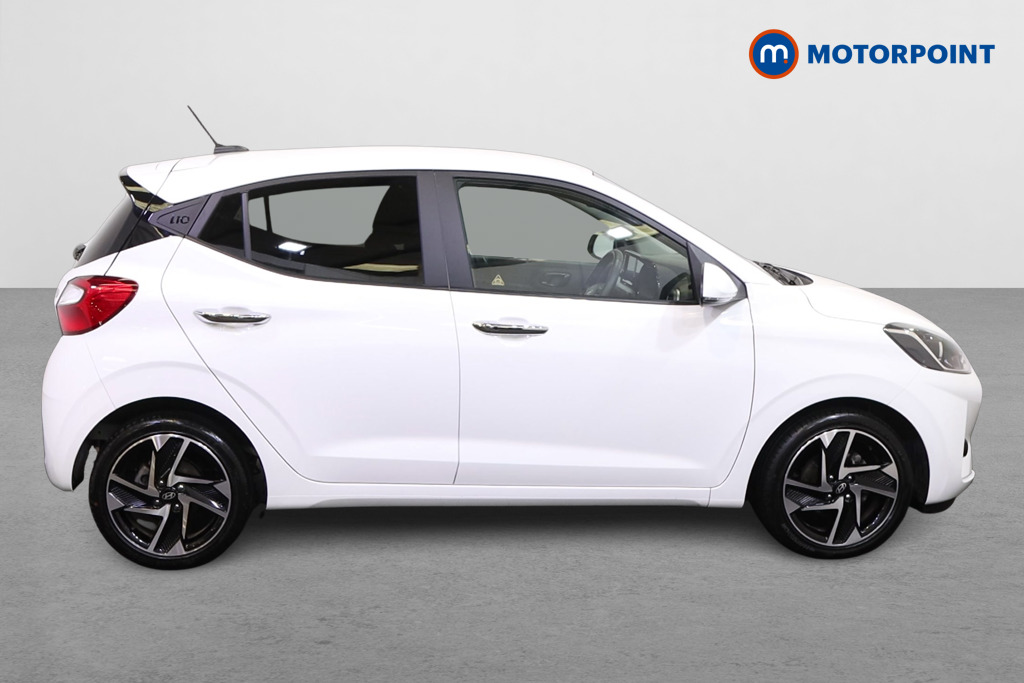 Hyundai I10 Premium Automatic Petrol Hatchback - Stock Number (1547303) - Drivers side