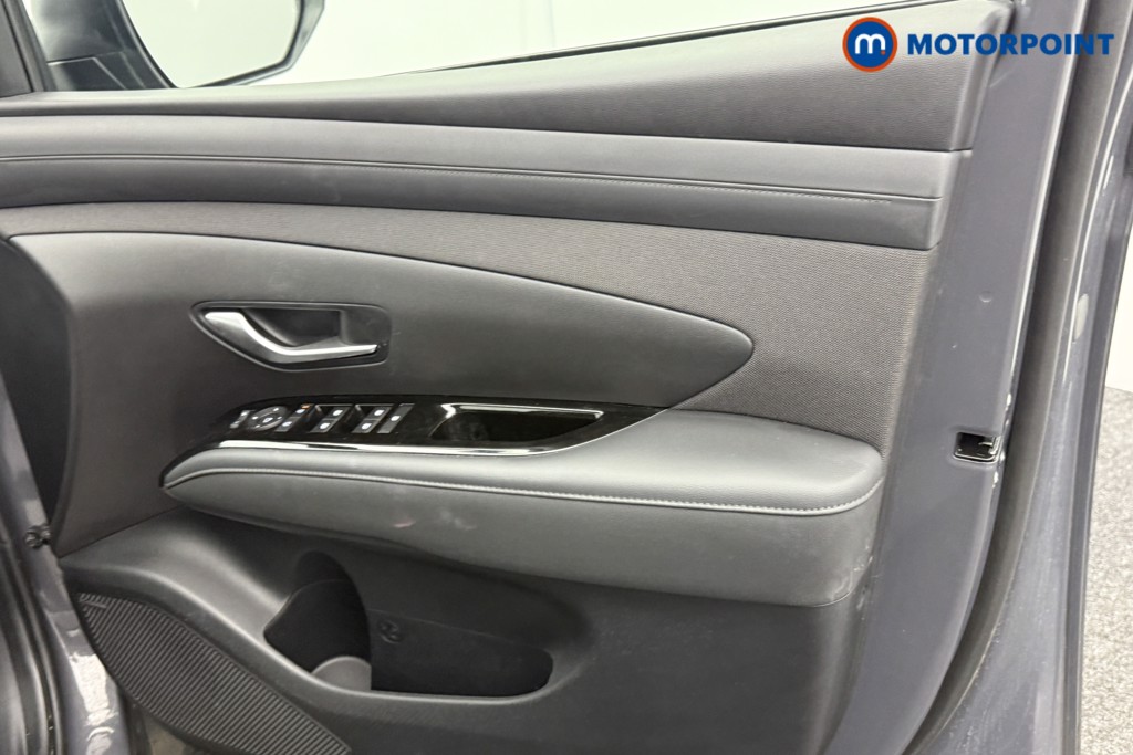 Hyundai Tucson Premium Automatic Petrol Plug-In Hybrid SUV - Stock Number (1547399) - 17th supplementary image