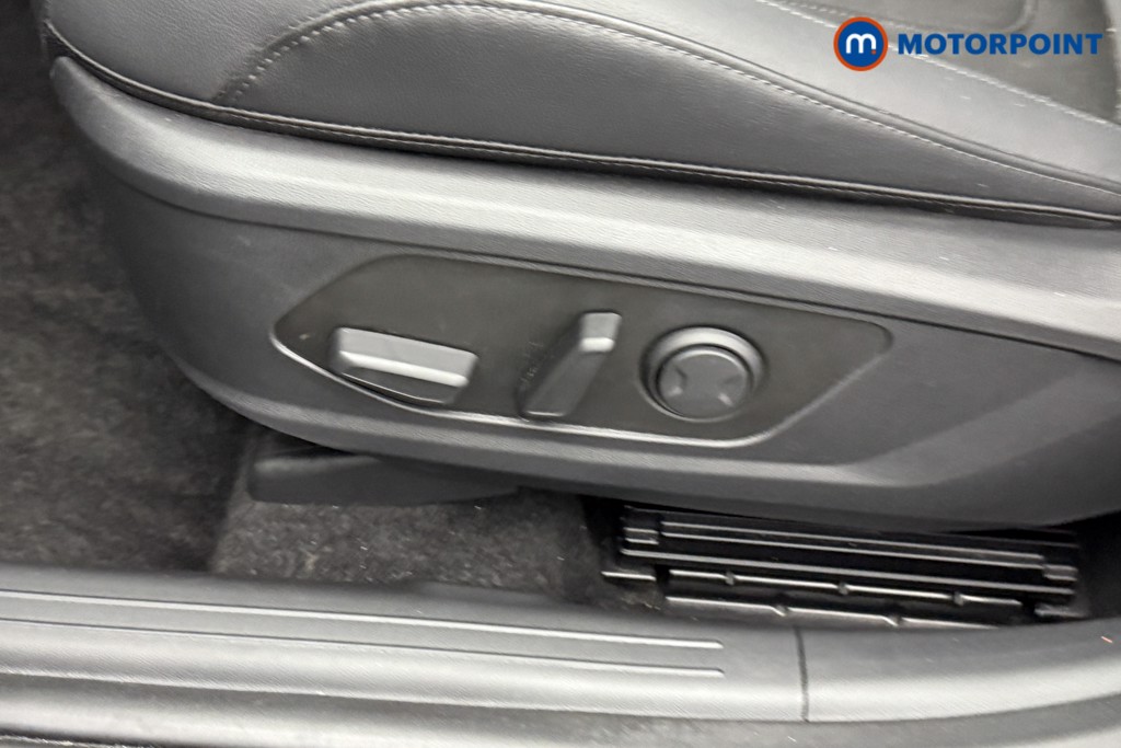 Hyundai Tucson Premium Automatic Petrol Plug-In Hybrid SUV - Stock Number (1547399) - 26th supplementary image