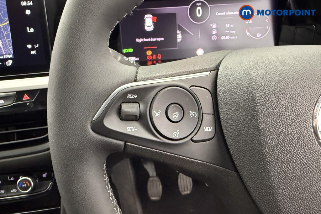 Vauxhall Grandland Ultimate Manual Petrol SUV - Stock Number (1547863) - 13th supplementary image