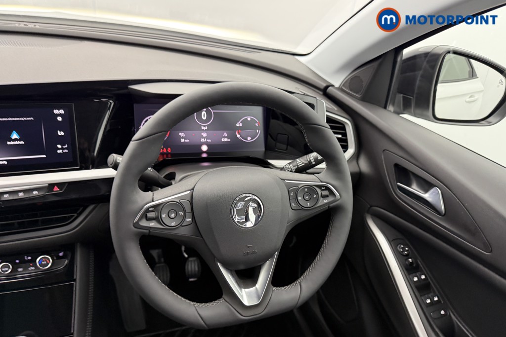 Vauxhall Grandland Ultimate Manual Petrol SUV - Stock Number (1547864) - 3rd supplementary image