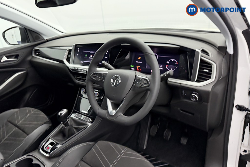 Vauxhall Grandland Ultimate Manual Petrol SUV - Stock Number (1547864) - 4th supplementary image