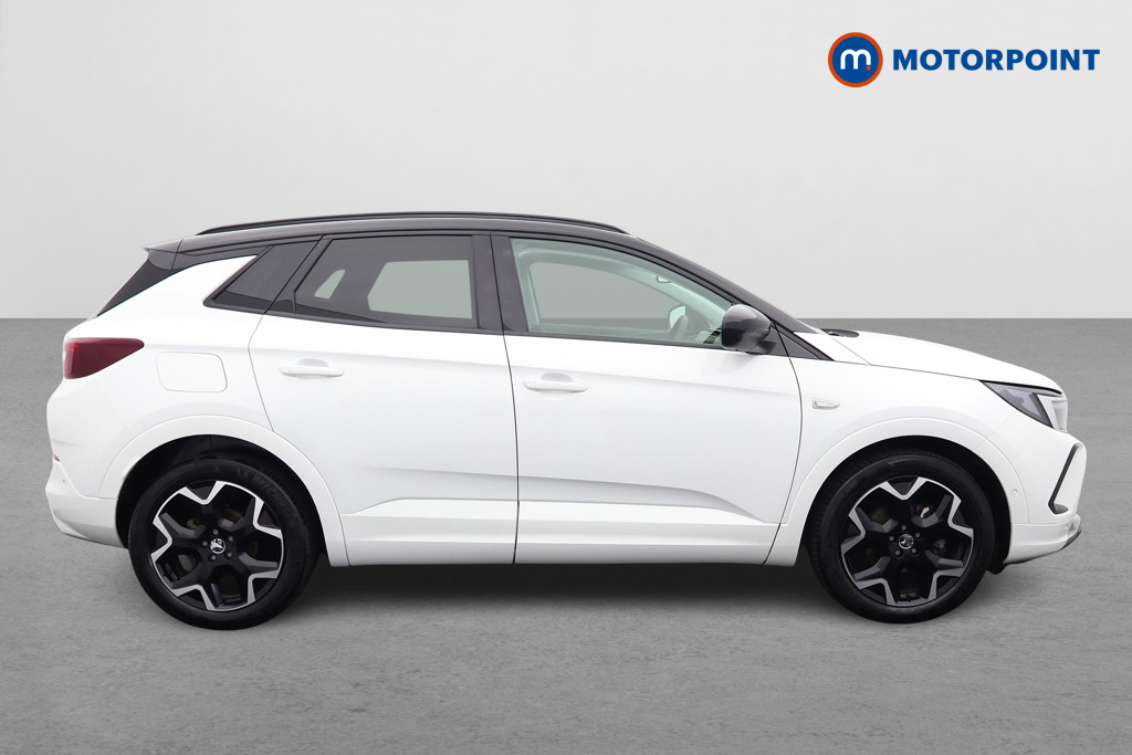 Vauxhall Grandland Ultimate Manual Petrol SUV - Stock Number (1547864) - Drivers side