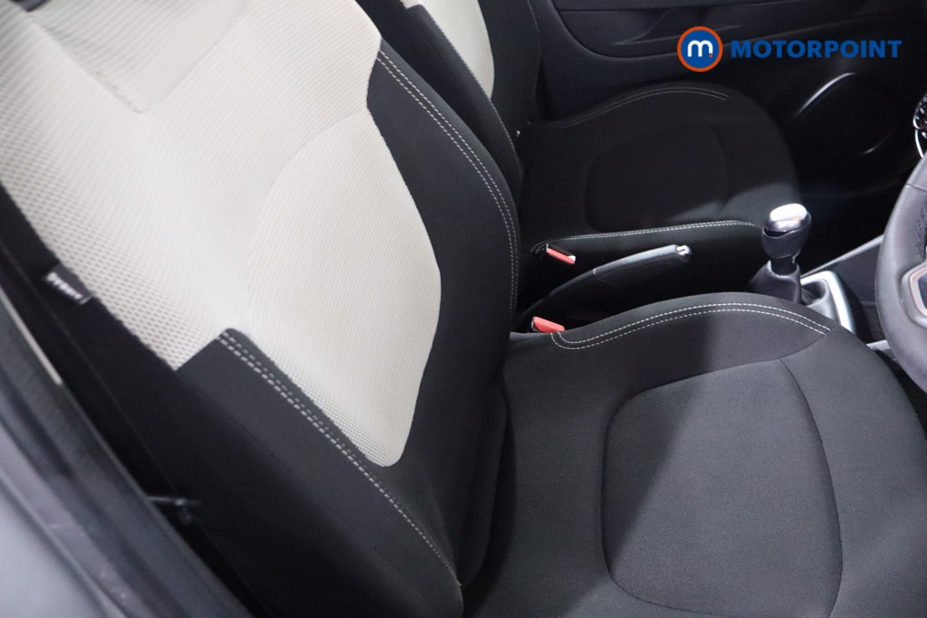 Renault Captur Iconic Manual Petrol SUV - Stock Number (1547998) - 23rd supplementary image