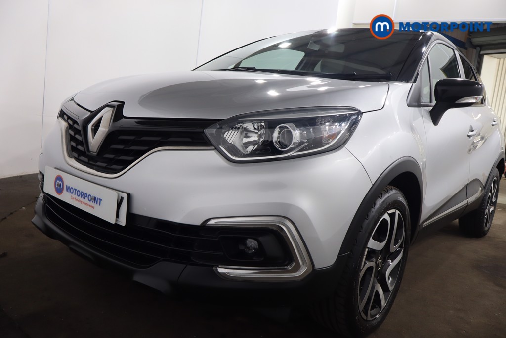 Renault Captur Iconic Manual Petrol SUV - Stock Number (1547998) - 27th supplementary image