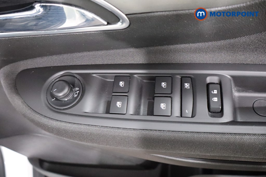 Vauxhall Mokka Tech Line Automatic Petrol SUV - Stock Number (1548116) - 16th supplementary image