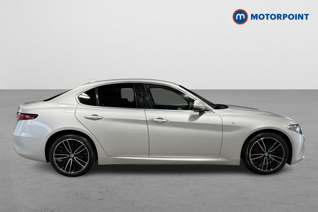 Alfa Romeo Giulia Lusso Ti Automatic Petrol Saloon - Stock Number (1548460) - Drivers side