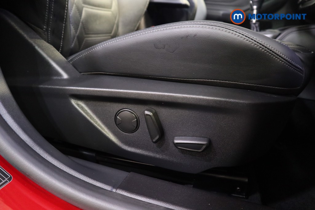 Ford Focus Titanium Vignale Manual Petrol Hatchback - Stock Number (1548490) - 11th supplementary image