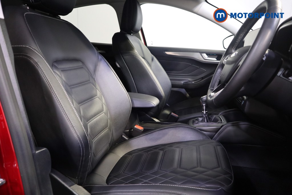 Ford Focus Titanium Vignale Manual Petrol Hatchback - Stock Number (1548490) - 12th supplementary image