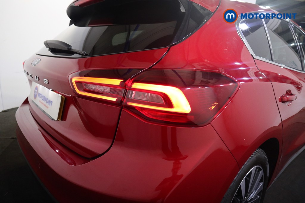 Ford Focus Titanium Vignale Manual Petrol Hatchback - Stock Number (1548490) - 21st supplementary image