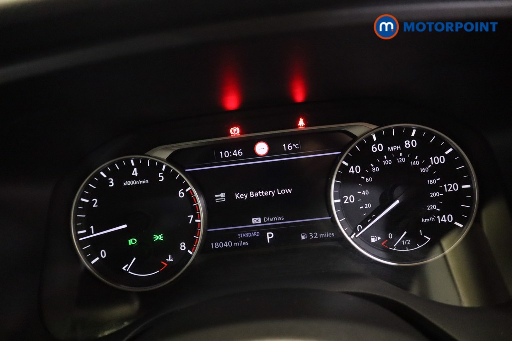 Nissan Qashqai Acenta Premium Automatic Petrol SUV - Stock Number (1548570) - 4th supplementary image