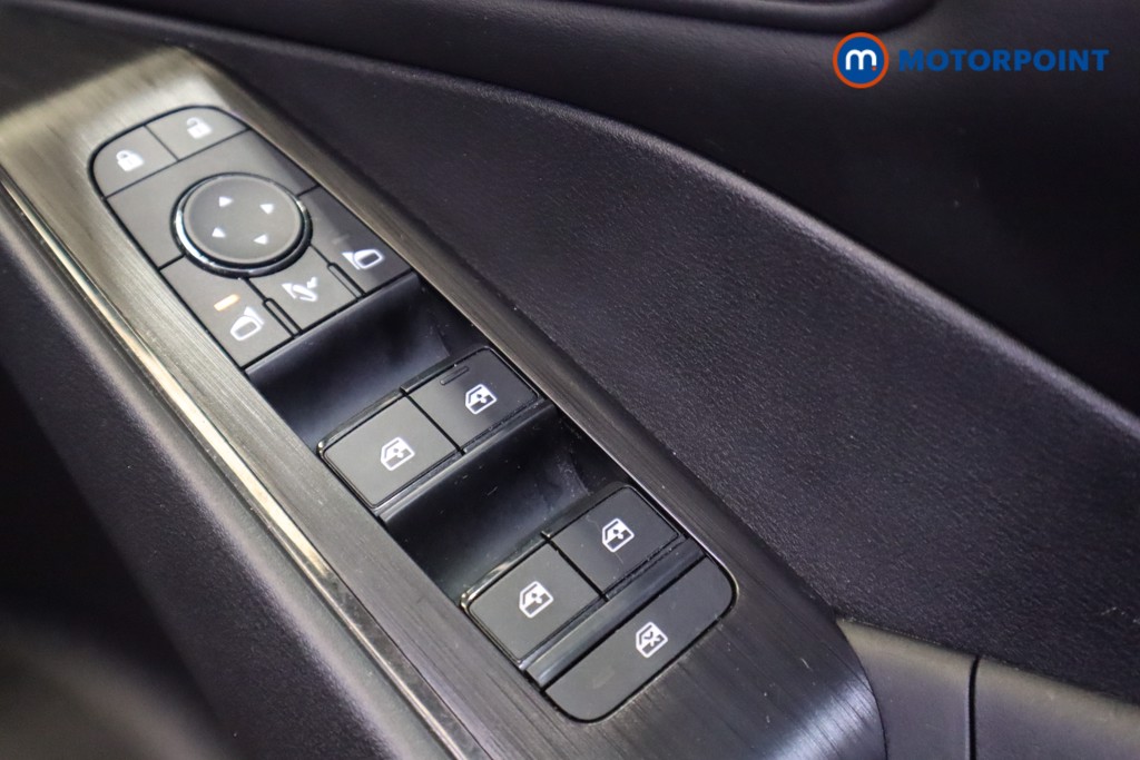 Nissan Qashqai Acenta Premium Automatic Petrol SUV - Stock Number (1548570) - 13th supplementary image
