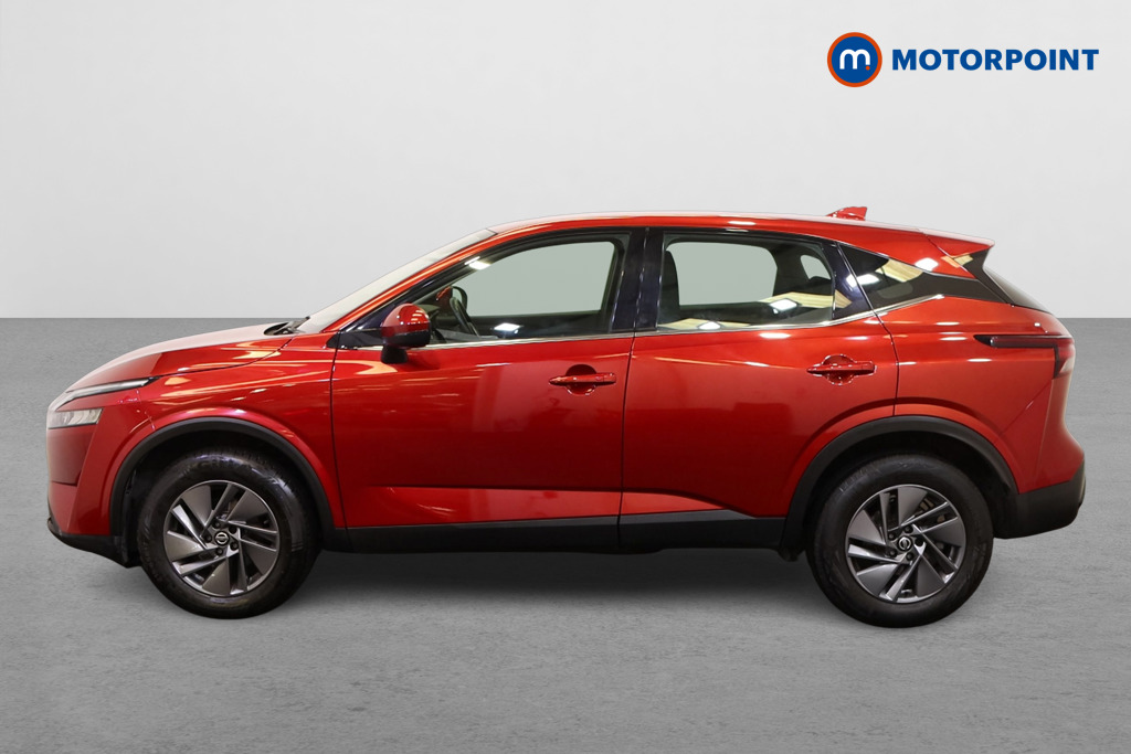 Nissan Qashqai Acenta Premium Automatic Petrol SUV - Stock Number (1548570) - Passenger side