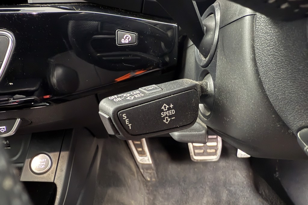Audi A4 Black Edition Automatic Diesel Estate - Stock Number (1548995) - 6th supplementary image