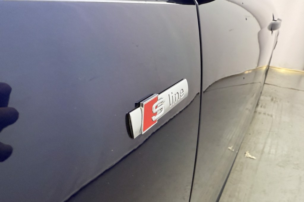 Audi A4 Black Edition Automatic Diesel Estate - Stock Number (1548995) - 35th supplementary image