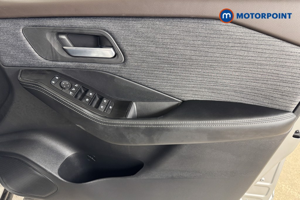 Nissan X-Trail N-Connecta Automatic Petrol-Electric Hybrid SUV - Stock Number (1549105) - 15th supplementary image