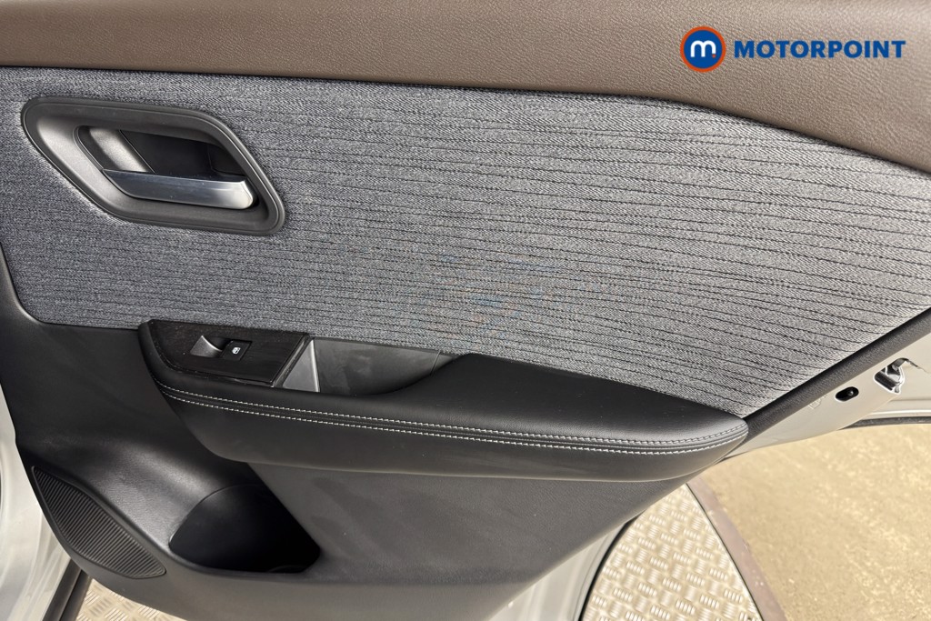 Nissan X-Trail N-Connecta Automatic Petrol-Electric Hybrid SUV - Stock Number (1549105) - 16th supplementary image