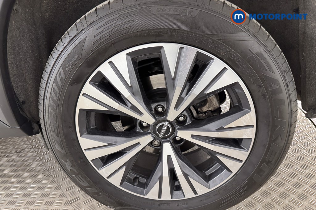 Nissan X-Trail N-Connecta Automatic Petrol-Electric Hybrid SUV - Stock Number (1549105) - 23rd supplementary image