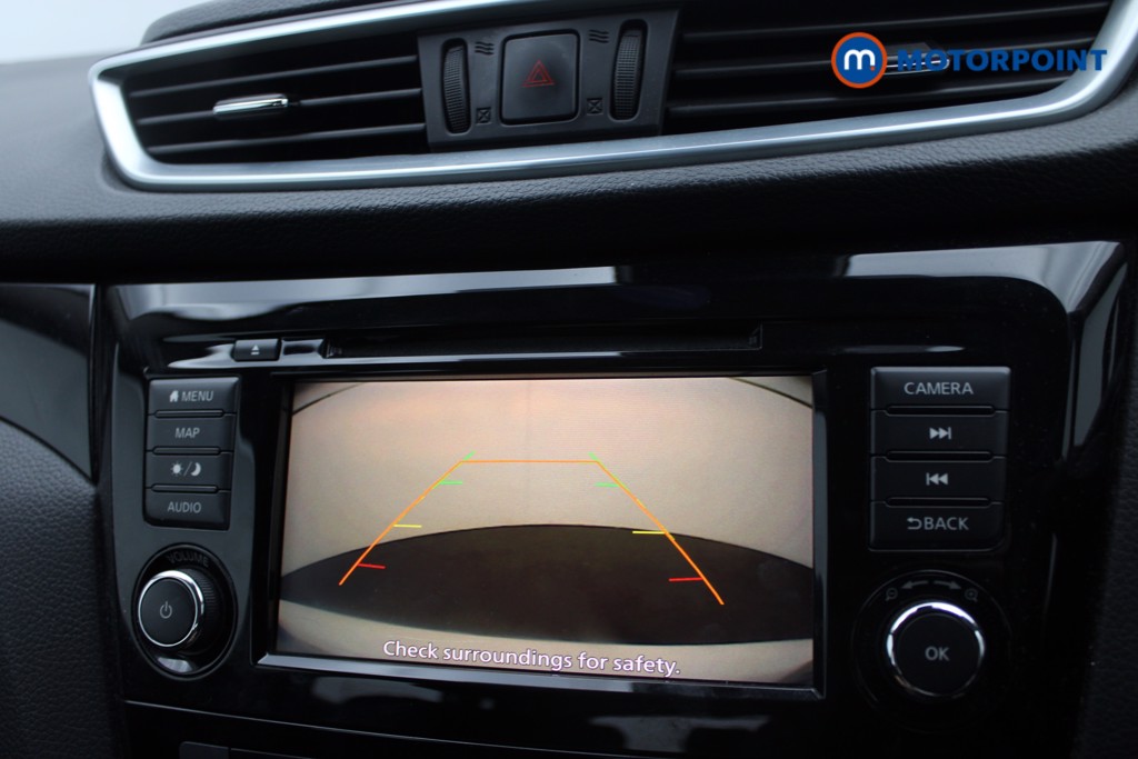 Nissan Qashqai Acenta Premium Manual Petrol SUV - Stock Number (1549152) - 9th supplementary image