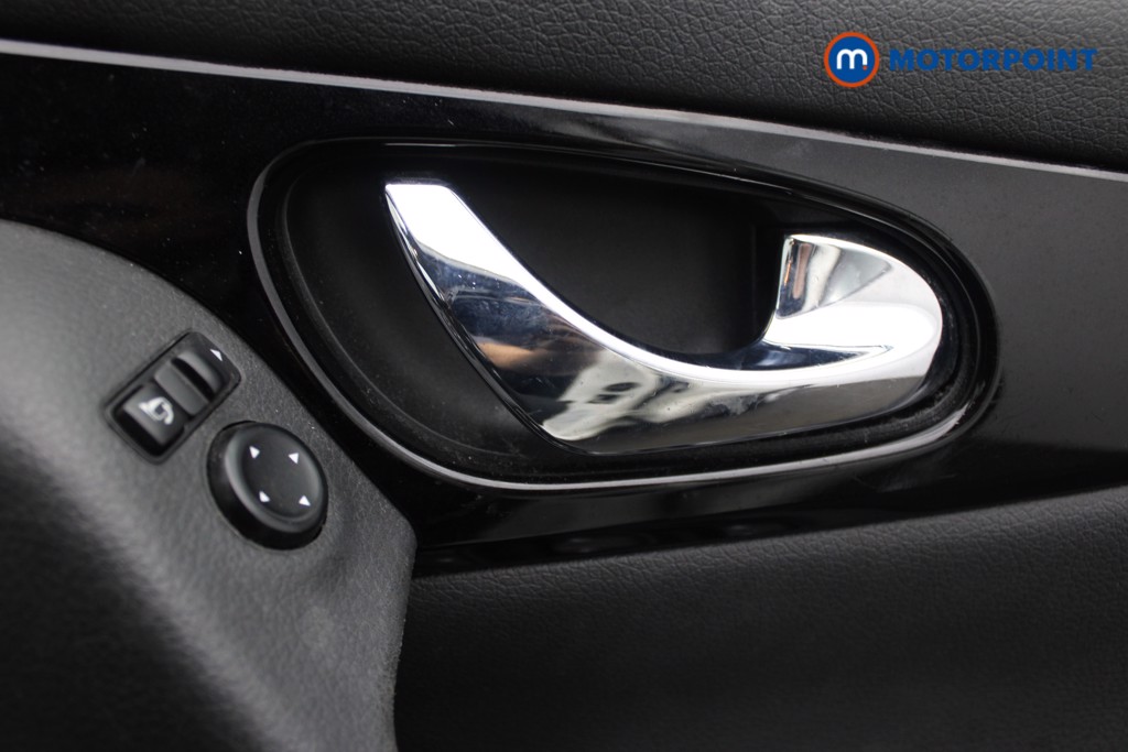 Nissan Qashqai Acenta Premium Manual Petrol SUV - Stock Number (1549152) - 15th supplementary image