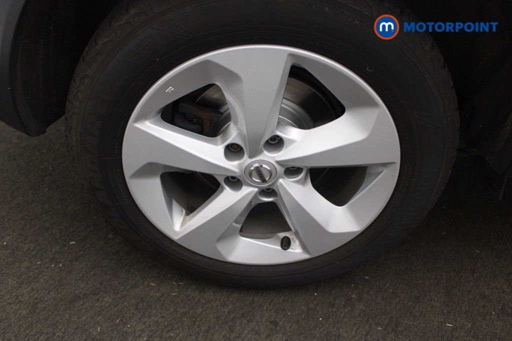 Nissan Qashqai Acenta Premium Manual Petrol SUV - Stock Number (1549152) - 19th supplementary image