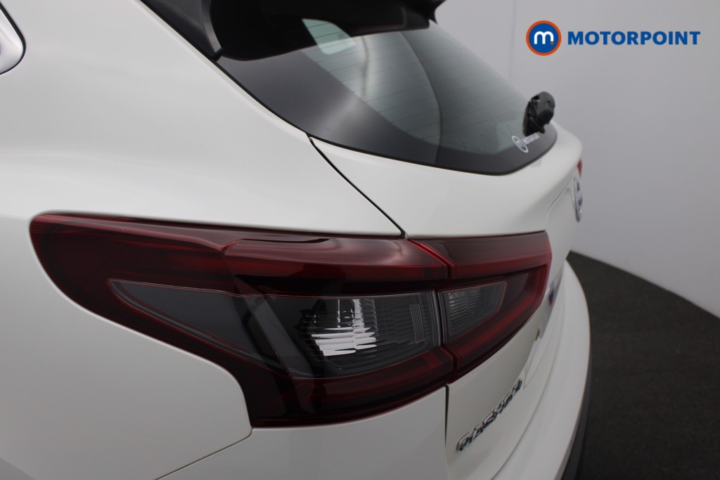 Nissan Qashqai Acenta Premium Manual Petrol SUV - Stock Number (1549152) - 25th supplementary image