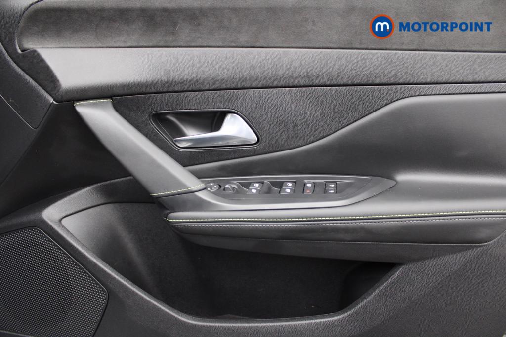 Peugeot 308 GT Automatic Petrol-Electric Hybrid Hatchback - Stock Number (1549958) - 17th supplementary image